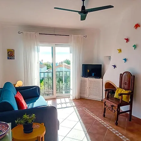 Bela Vista, Panoramic Ocean View Apartment